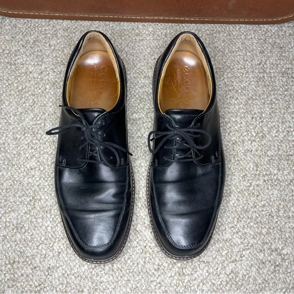 Ecco shoes